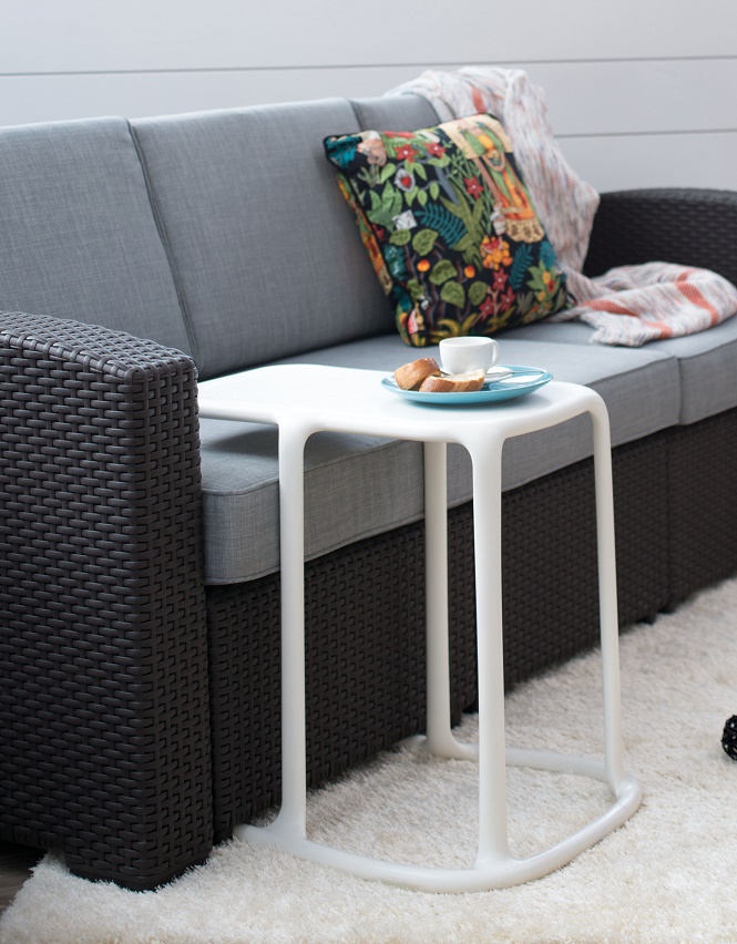 Uno as an inserted table. Uno as an inserted table.