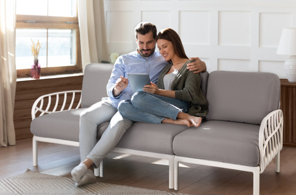couple_7215_loveseat