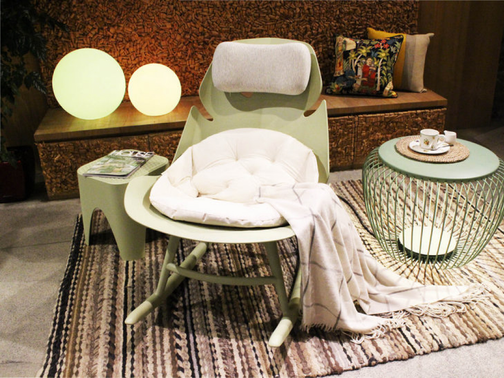 Add seat cushion and headrest to make the chair warm and comfy