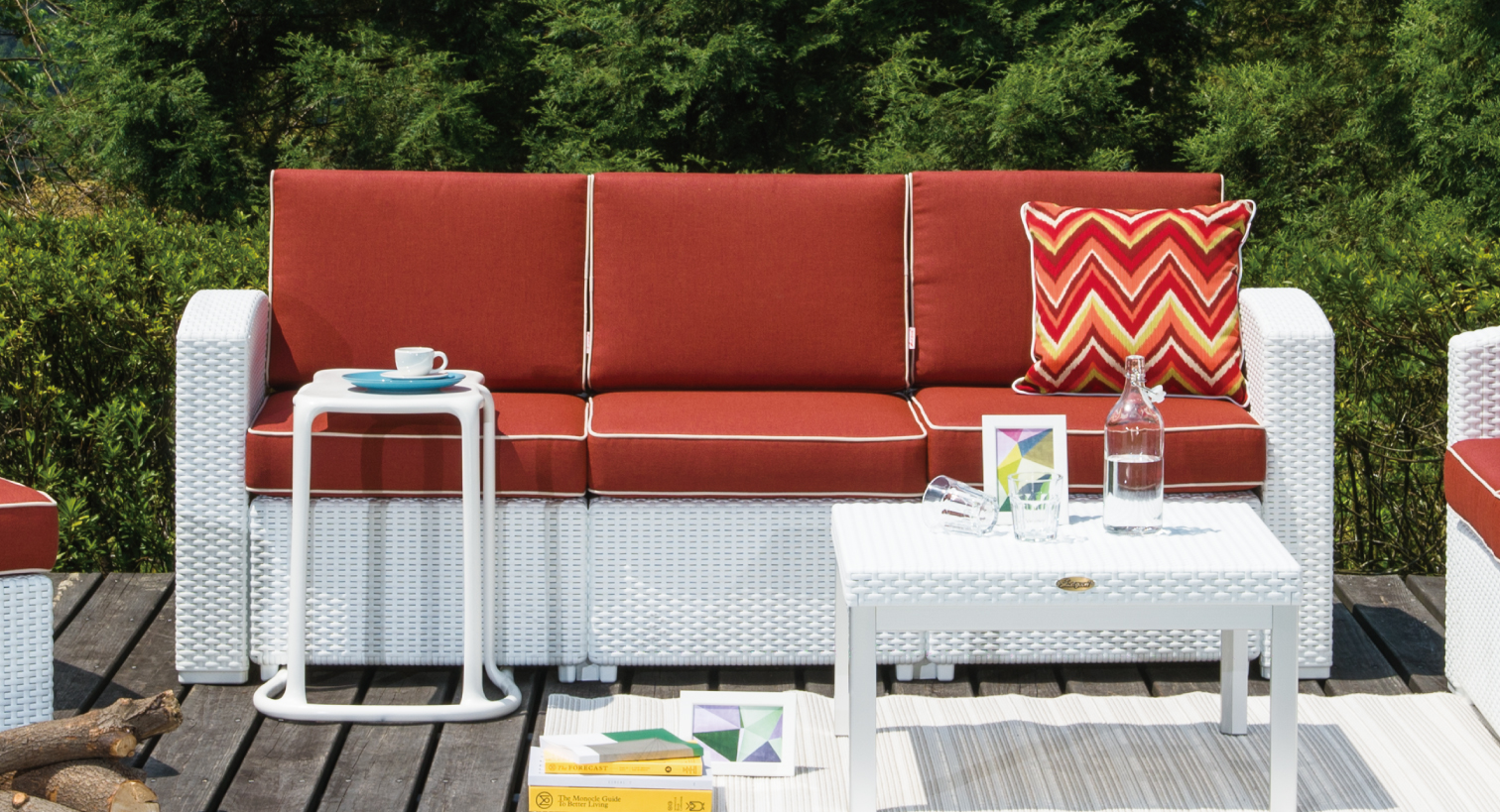 _1512x819_3-3_Modular_Sofa Outdoor Modular Sofas for Patios & Resorts | All-Weather Resin Furniture