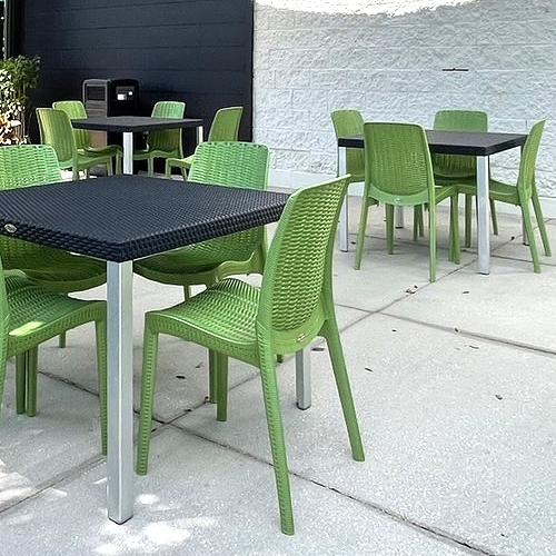 pic5s Crop Juice, Estados Unidos - Lagoon muebles de dise&ntilde;o