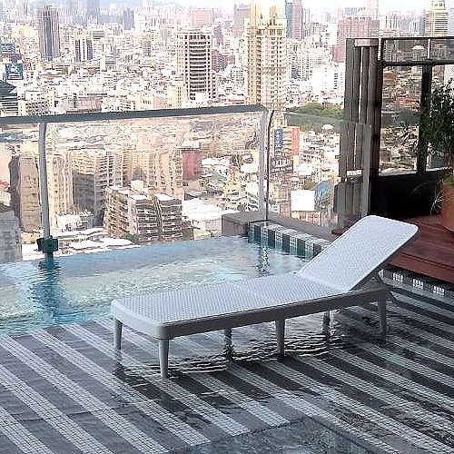 pic4s A well-known hotel in Kaohsiung, Taiwan - Lagoon Design Furniture