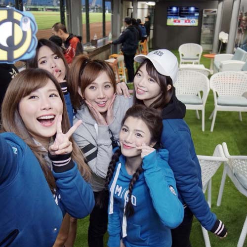case_tybaseball-17 Taoyuan International Baseball Stadium, Taiwan - Lagoon Design Furniture