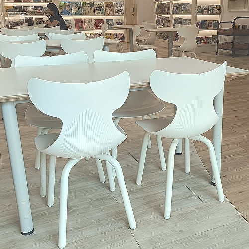 pic2s EP Bookstore - Lagoon muebles de dise&ntilde;o