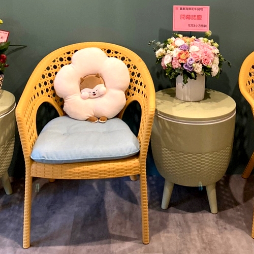 pic1s-2 Guishan Hot Pot, Taiwan - Lagoon Design Furniture
