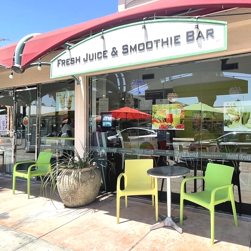 pic1s Tutti Frutti Frozen Yogurt and Juice Bar, USA - Lagoon Design Furniture