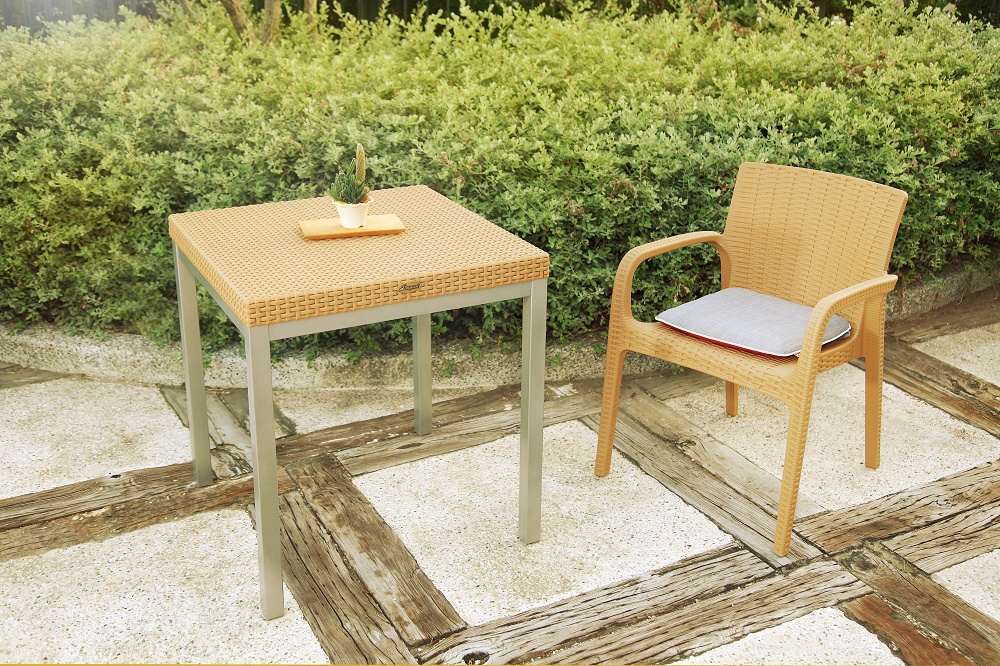 Koppla Stackable Ratten Dinning Arm Chair and Russ Dining Table