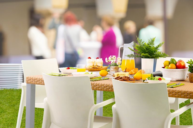 Outdoor Dining Sets
