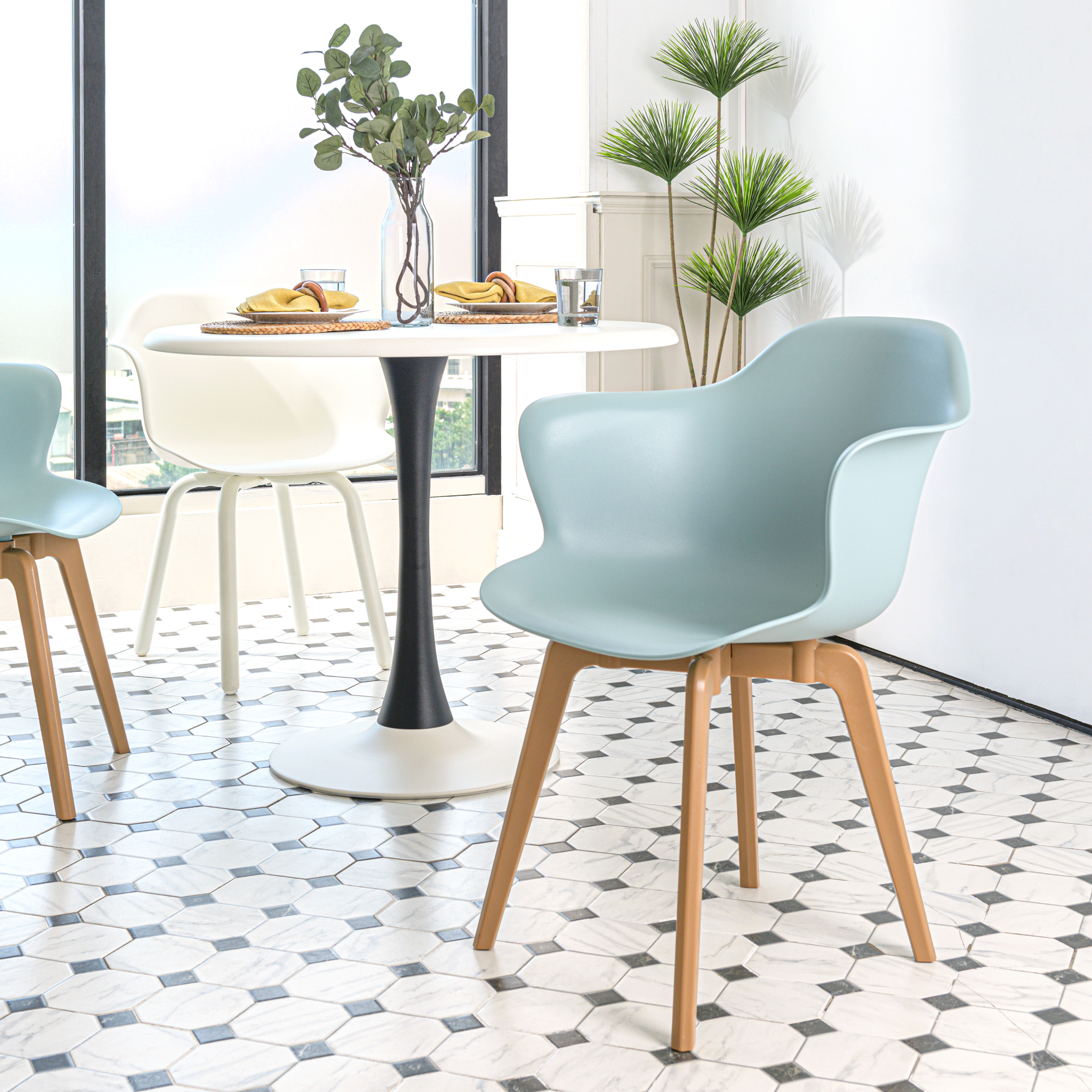Penguin Dining Arm Chair