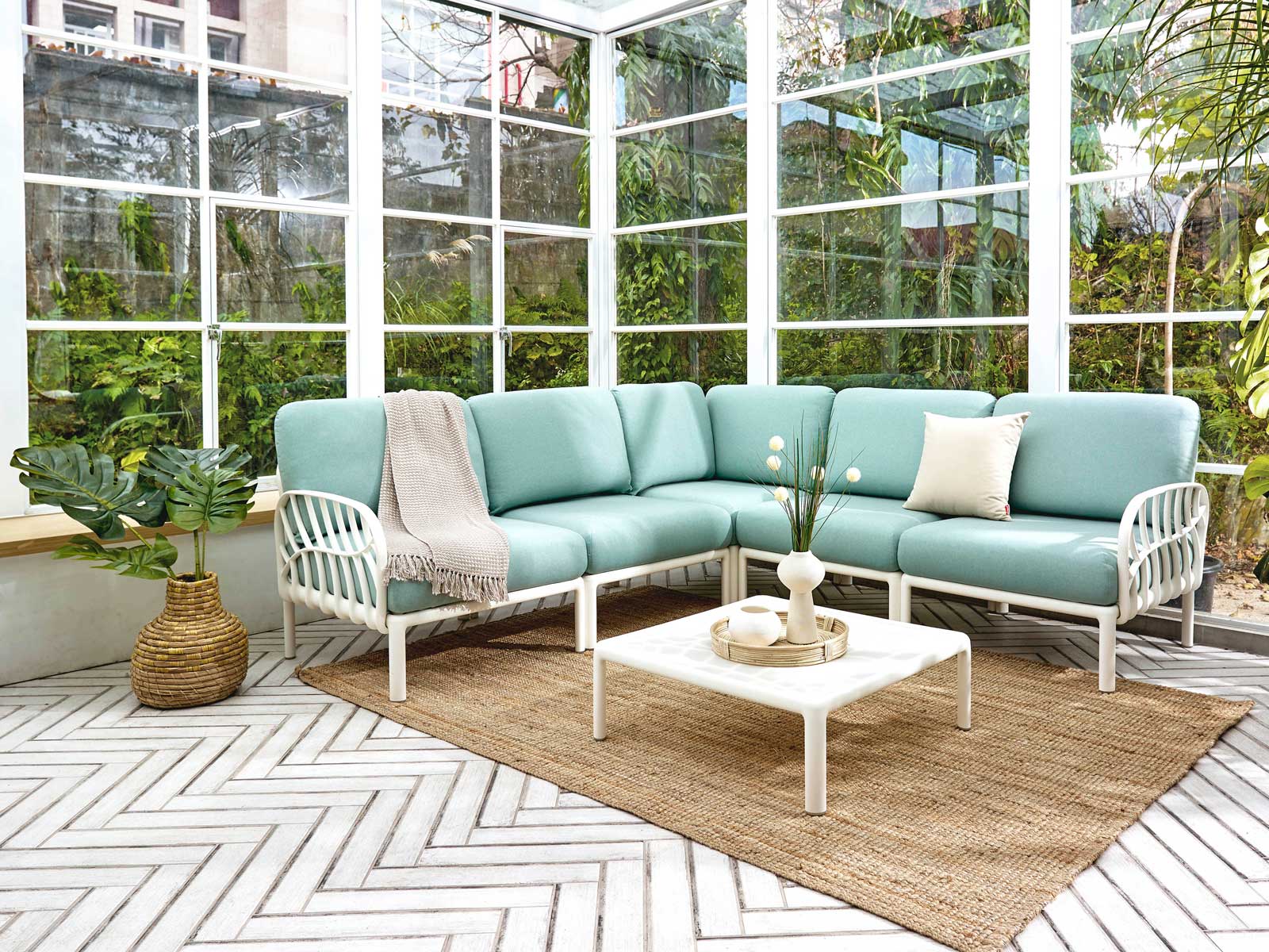 7212CT-PT1 Laurel Coffee Table - Lagoon Design Furniture